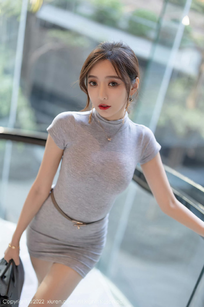 知否知否应是绿肥红瘦 封面